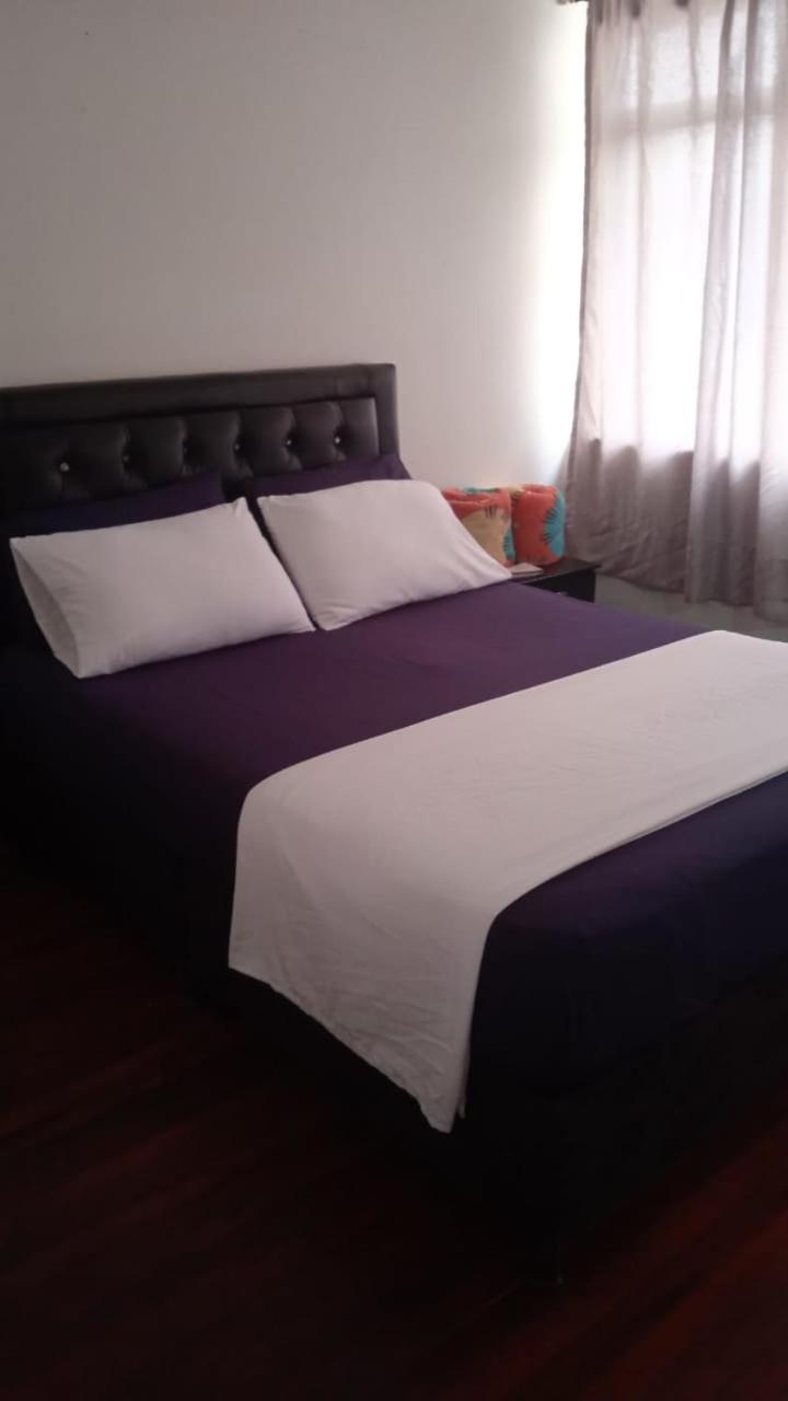 Hospedaje Luna Llena Manizales Exterior foto